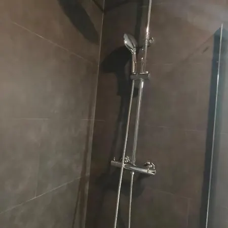 Small And Cozy - G10 בית הארחה *